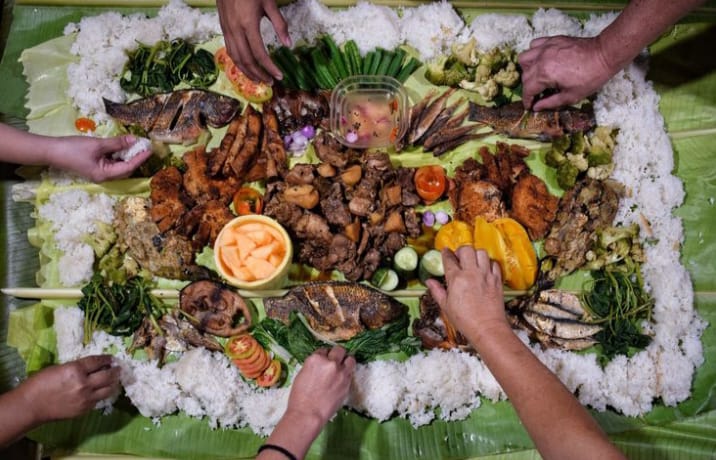 Tradisi Makan dengan Tangan di Indonesia