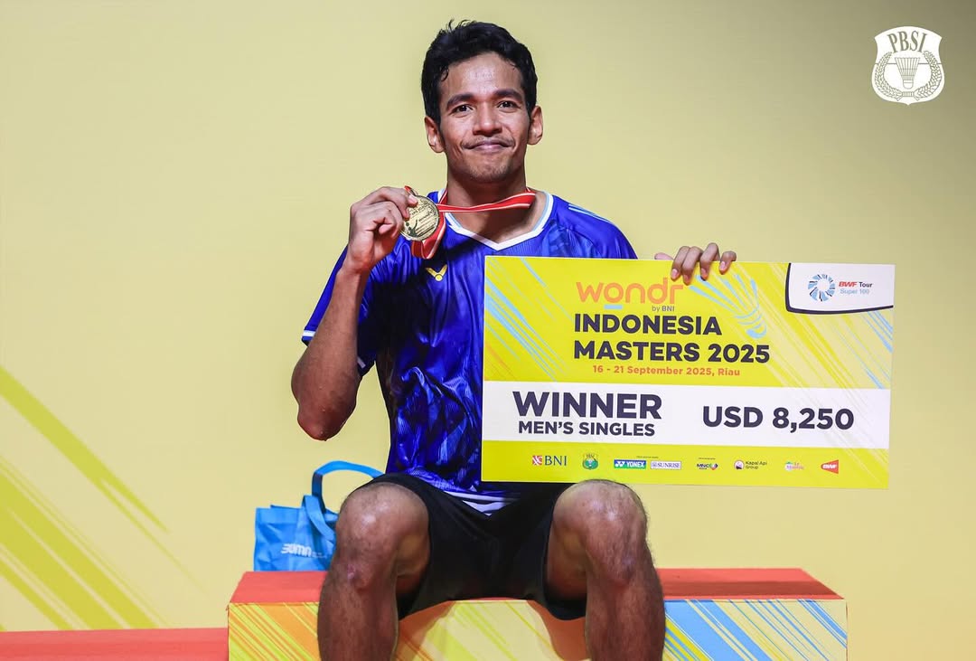 Kalahkan wakil Korea Selatan, Chico Aura Dwi Wardoyo raih trofi pertamanya di tahun 2025 (instagram/badminton.ina)