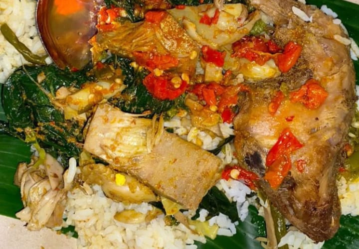 Nasi Padang vs Nasi Uduk: Lebih dari Sekadar Makanan, Ini Filosofinya
