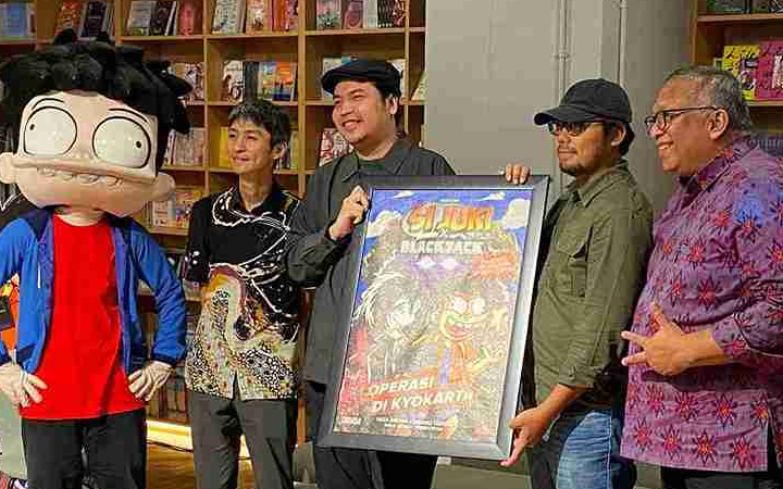 Karakter animasi lokal Si Juki kembali melanglang buana. Kali ini ia bertemu dengan tokoh manga legendaris Jepang, Black Jack. Keduanya bekerja sama dalam