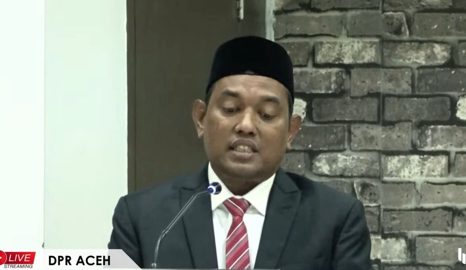 Ketua Panitia Khusus (Pansus) Mineral dan Batubara serta Minyak dan Gas Dewan Perwakilan Rakyat Aceh (DPRA).