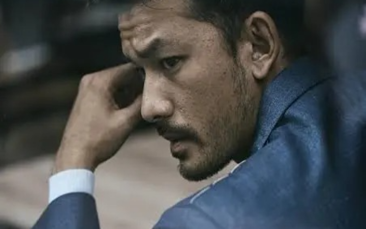 DRAMA HUKUM: Rio Dewanto berperan sebagai Raka di film Keadilan: The Verdict. Film tersebut digarap oleh duo sutradara Yusron Fuadi dan Lee Chang-hee.