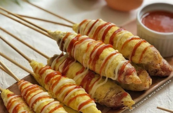 Inilah jajanan anak SD legendaris yang masih eksis hingga kini! Dari cilor, mie lidi, sampai es lilin