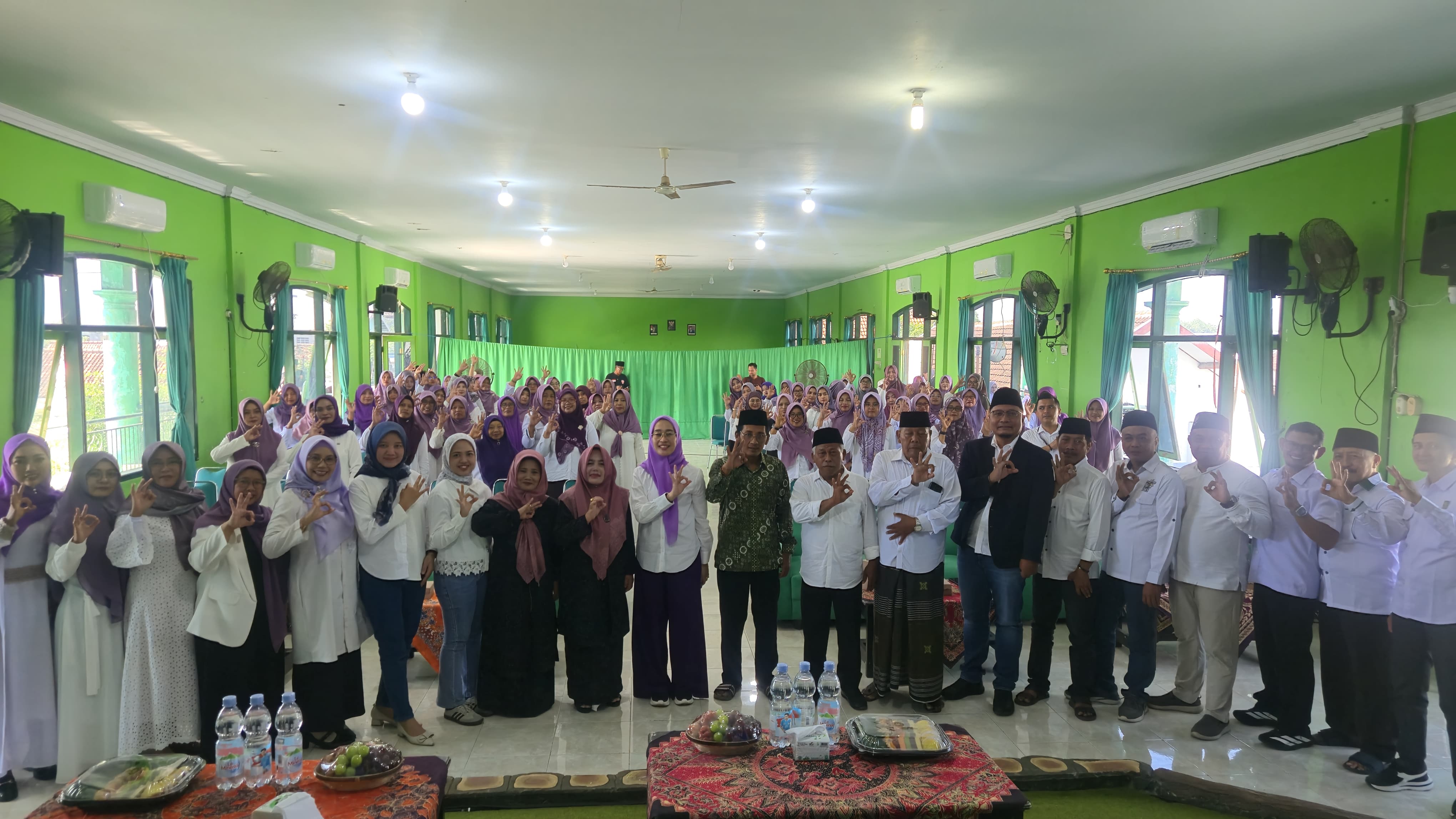 Antusiasme masyarakat terlihat dalam sosialisasi tersebut