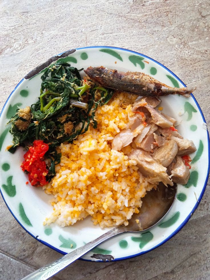 Nasi Jagung Khas Tulungagung, cita rasa tradisional yang tak lekang oleh waktu.(pinterest.com/vinapandu)