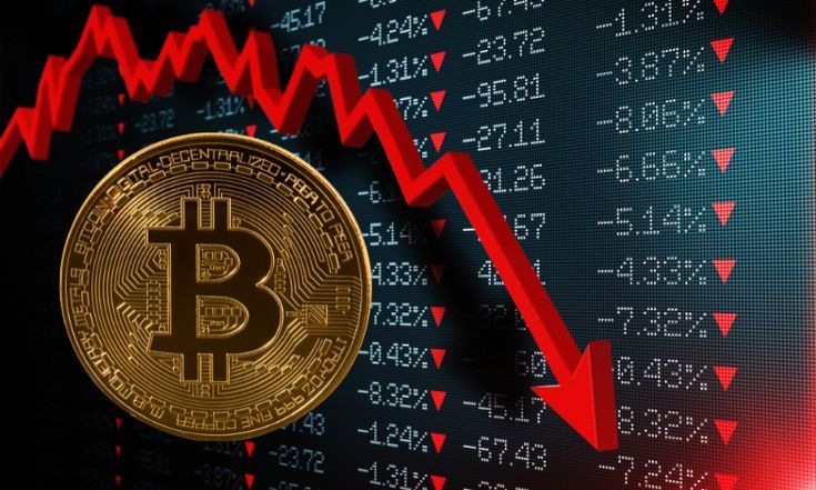 Harga kripto menunjukkan penurunan tajam, menggambarkan kerugian signifikan di pasar Bitcoin dan altcoin pada 4 November 2025.