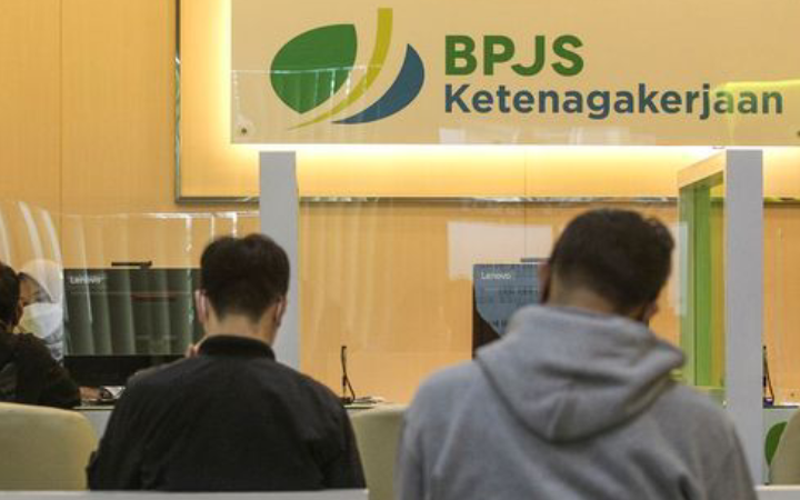 Kartu BPJS Kesehatan gak bisa dicairkan, beda dengan BPJS Ketenagakerjaan.