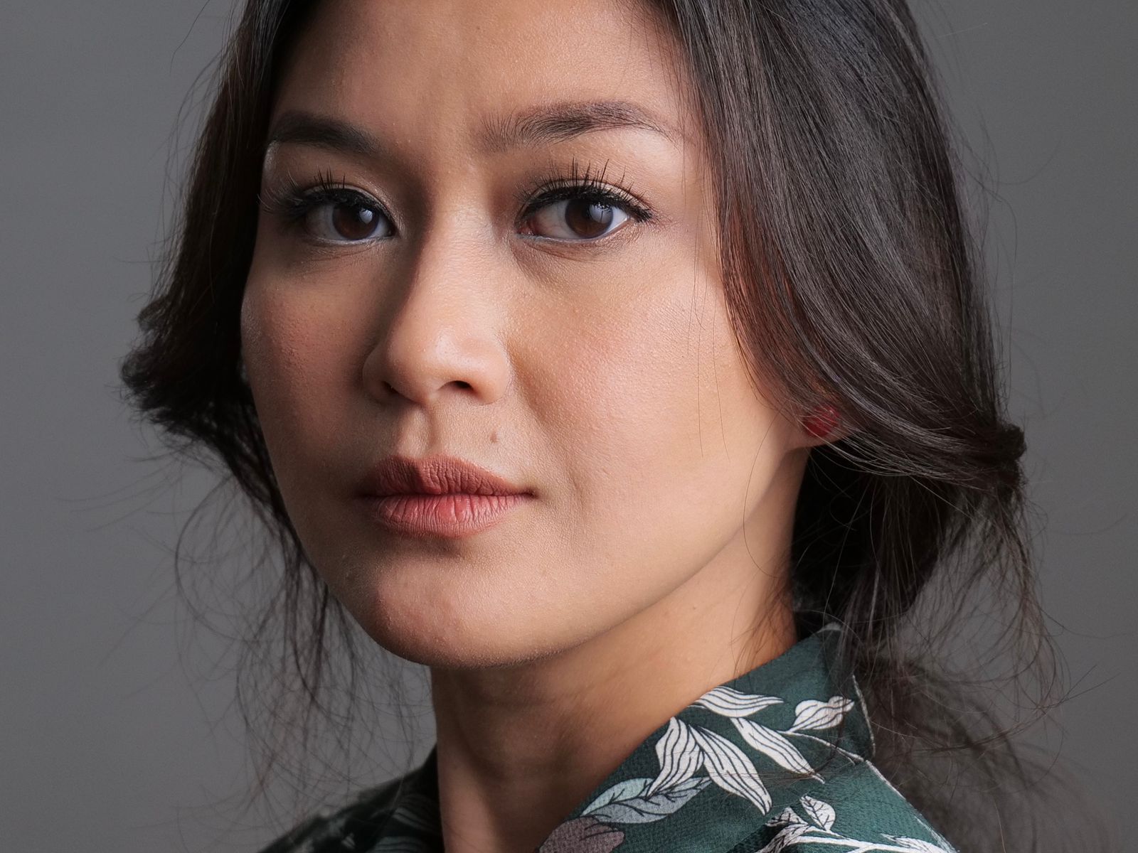 Setelah 17 tahun menikah, Marissa Anita resmi gugat cerai Andrew Trigg. Sidang perdana membuat publik penasaran dengan alasan di balik perpisahan itu.