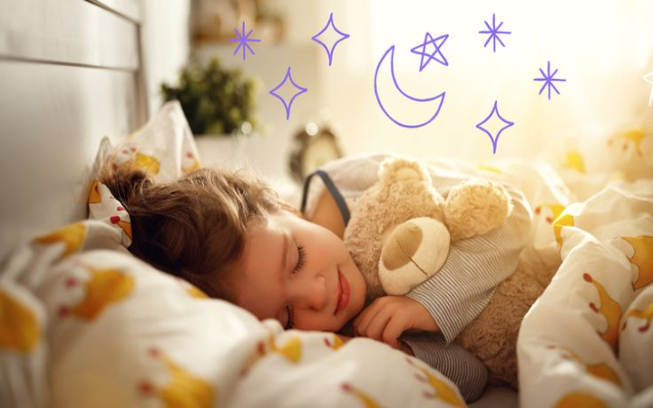 Banyak orang tua mengira mendongeng hanya sekadar rutinitas sebelum tidur. Padahal, kebiasaan sederhana ini memiliki dampak besar pada perkembangan otak anak.