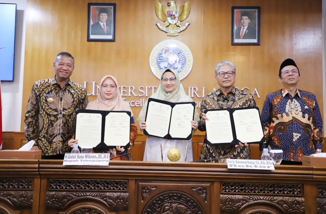 Penandatanganan kerja sama antara RSUD dr Iskak Tulungagung dengan Universitas Airlangga Surabaya