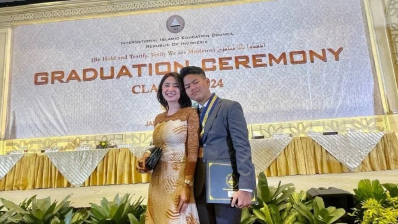Dewi Persik dan anaknya, Felice Gabriel.(instagram.com/dewiperssik9)