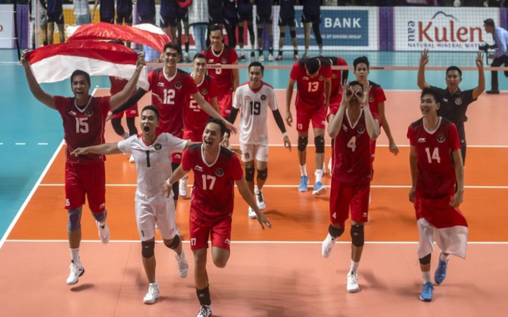 Pertarungan SEA Games Thailand 2025 cabang olahraga bola voli putra semakin memanas.