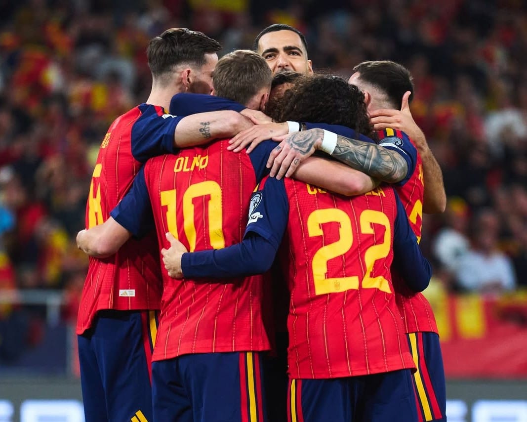 Timnas Spanyol sukses menyegel peringkat 1 FIFA sebelum pergantian tahun. (SEFUTBOL)