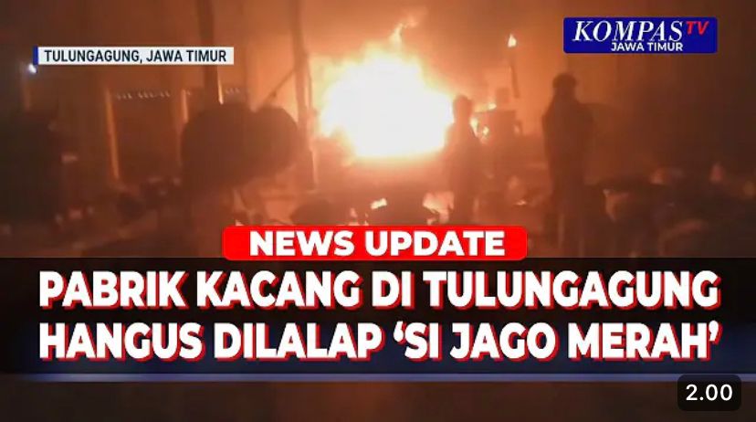 Kebakaran Tulungagung terjadi hampir bersamaan. Pabrik kacang dan rumah lansia terbakar, diduga akibat minyak dan kompor gas.