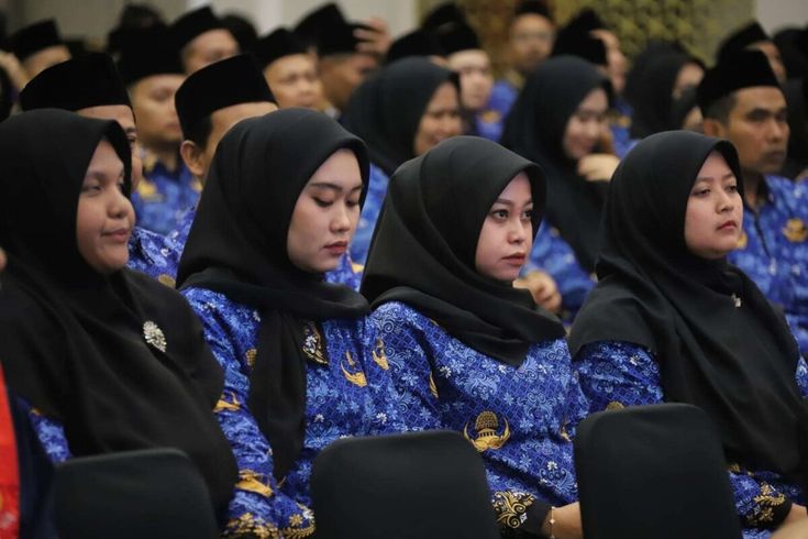 PHK guru PPPK 2026 terjadi di Deli Serdang. Sebanyak 14 guru diberhentikan meski mengabdi puluhan tahun. Ini faktanya.(Pinterest)