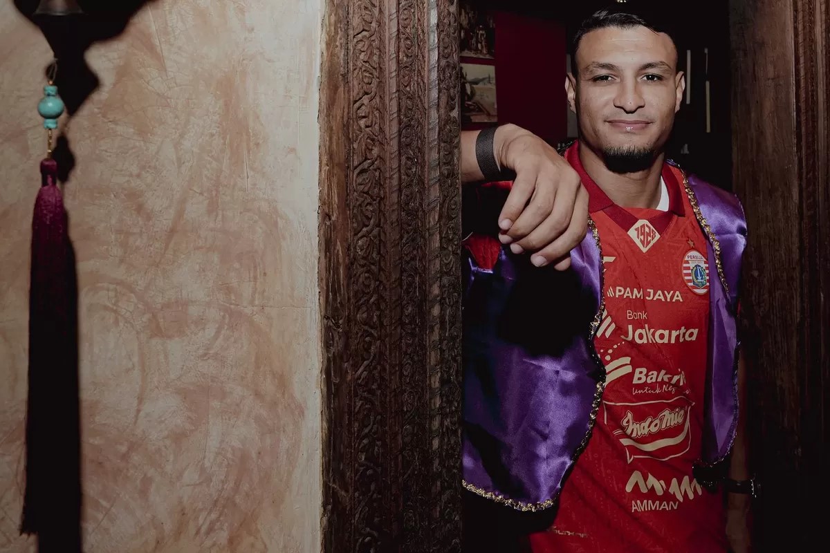 Alaeddine Ajaraie sebagai rekrutan baru Persija Jakarta debut di Super League.