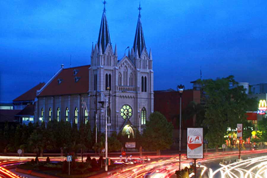 Gereja Kayutangan menjadi ikon sejarah dan toleransi di Kota Malang.