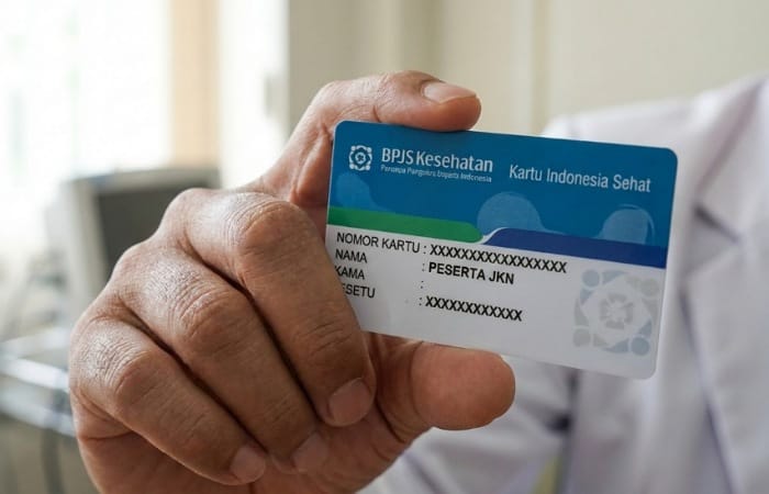 BPJS Kesehatan usia 21 tahun tidak ditanggung? Ini panduan lengkap mengaktifkan kembali BPJS lewat WhatsApp Pandawa, mudah dan online.