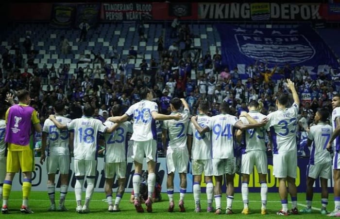 Bursa transfer Persib Bandung putaran kedua memanas. Dari Martin Paes hingga Sergio Ramos dikabarkan masuk radar Maung Bandung.