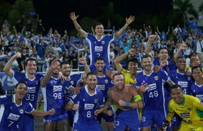 Rumor transfer Persib Bandung putaran kedua memanas. Lucas Cardozo asal Brasil dikabarkan hampir gabung Maung Bandung.