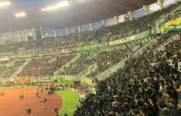 Transfer Persebaya Surabaya putaran kedua memanas. Dua pemain Brasil resmi bergabung, Witan Sulaiman hingga Asnawi masuk radar Bajul Ijo