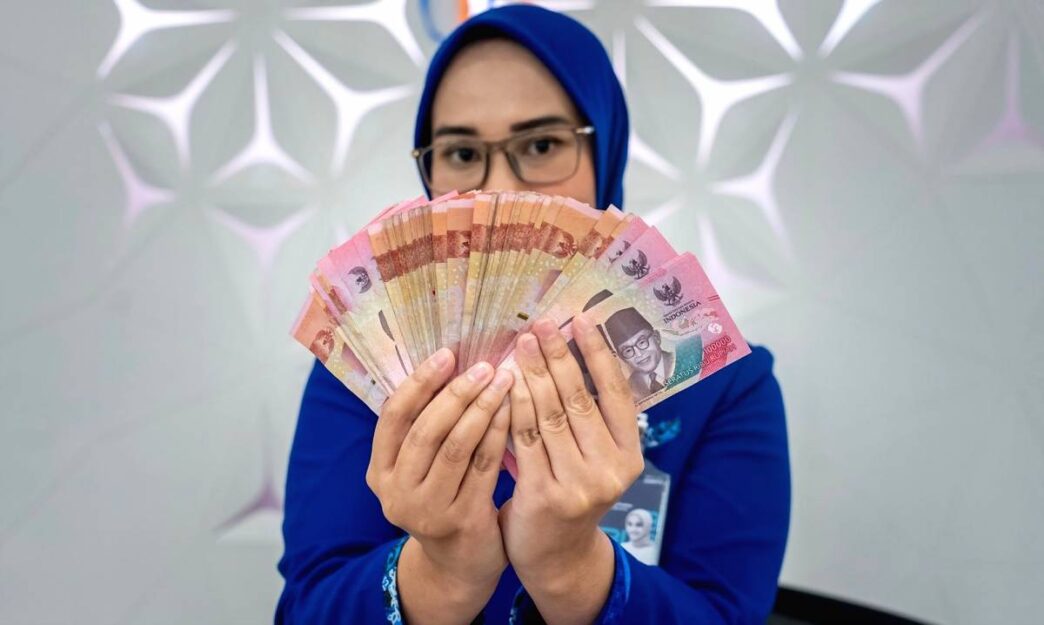 Program KUR untuk penguatan UMKM nasional.