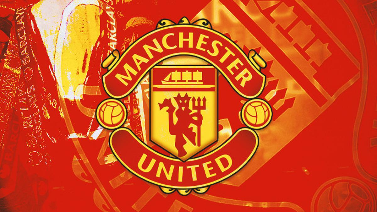 Manchester United jadi pusat perhatian bursa transfer dengan berbagai isu besar jelang paruh kedua musim.