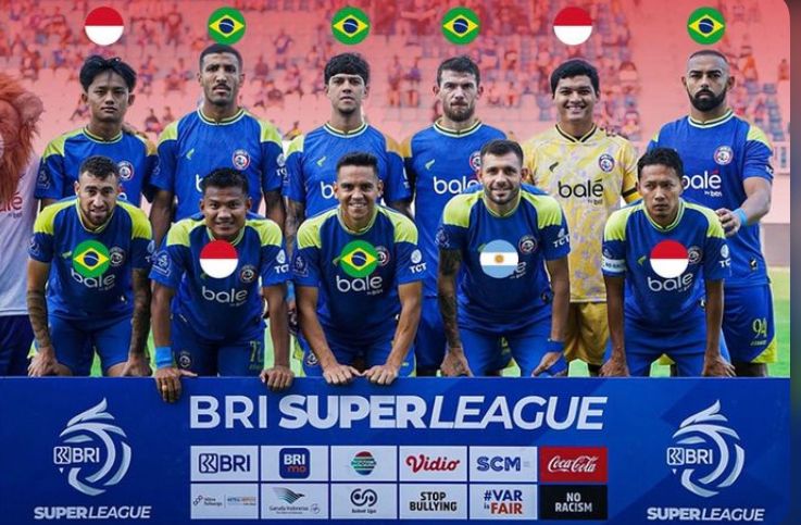 Rumor transfer Arema FC terbaru memanas! 3 pemain grade A disebut jadi kunci revolusi Singo Edan di putaran kedua Super League.