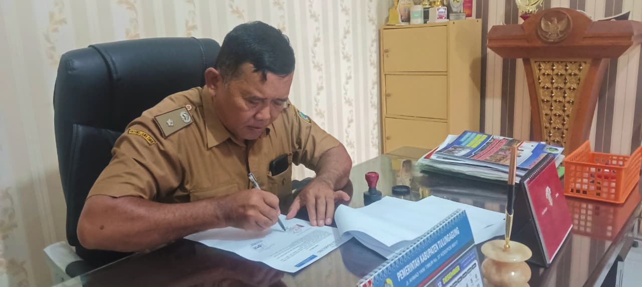 Pemdes Winong komitmen membangun tata kelola yang transparan dan bertanggung jawab demi kepentingan desa.(RINTO WAHYU HIDAYAT/RADAR TULUNGAGUNG)