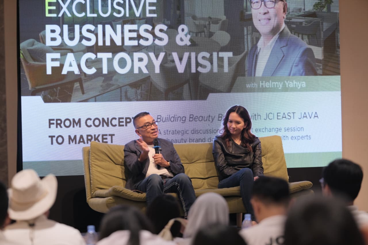 Sektor maklon menjadi tulang punggung produksi berbagai merek kosmetik yang beredar di pasaran, termasuk brand yang telah menembus pasar internasional.