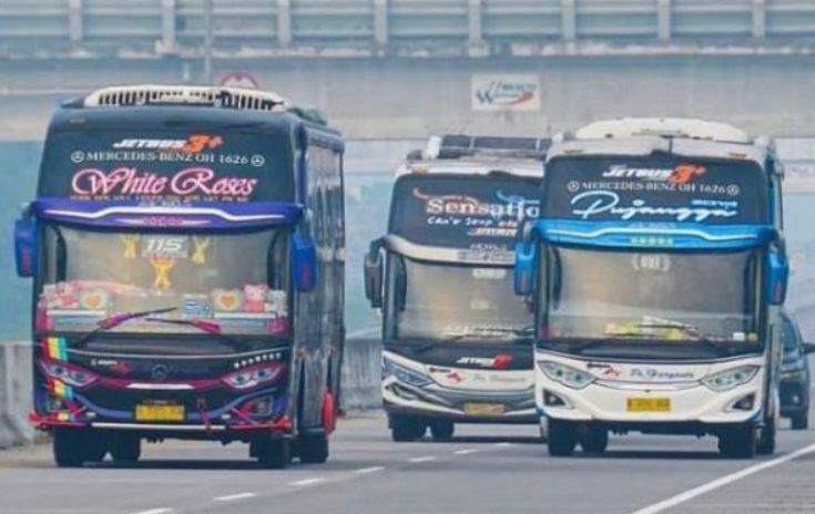 PO Nusantara Kudus jadi trendsetter bus Indonesia! Dari 1968, Scania terbanyak, livery unik, hingga bangkit lagi. Simak kisahnya.