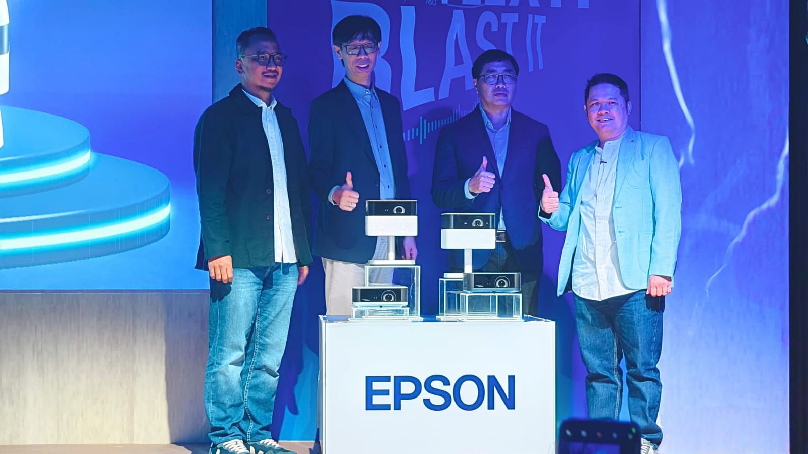 Epson mengumumkan peluncuran lini proyek portabel Lifestudio terbaru yang akan dipasarkan di Asia Tenggara.
