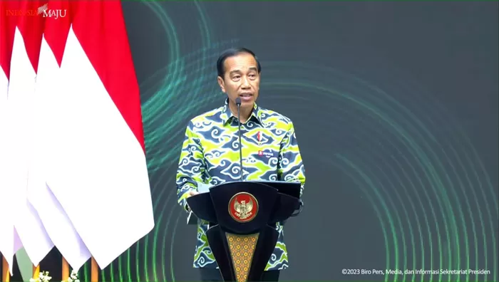 Isu reshuffle kabinet Prabowo jilid 5. Jokowi Wantimpres disebut jadi kunci formalisasi hubungan politik Istana. (Sumber: Jawa Pos)