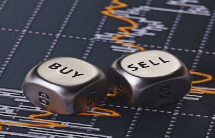 Rekomendasi saham Senin 9 Februari 2026, IHSG diuji di 7.900, asing borong Bank Mandiri dan Antam. Cermati peluang dan risikonya.