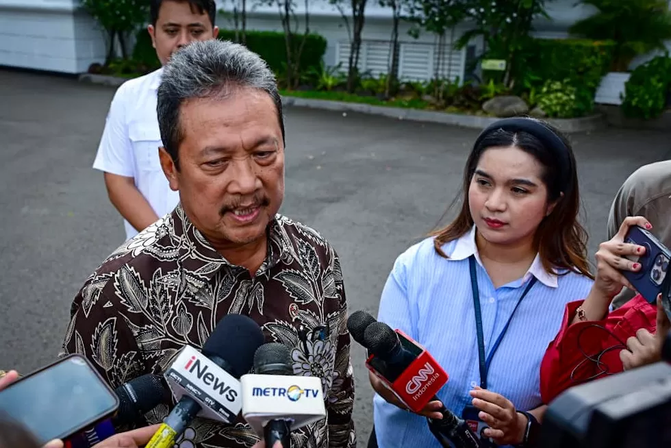 Saling semprot Trenggono vs Purbaya Yudhi Sadewa soal anggaran kapal KKP jadi sorotan. (Sumber: Jawa Pos)