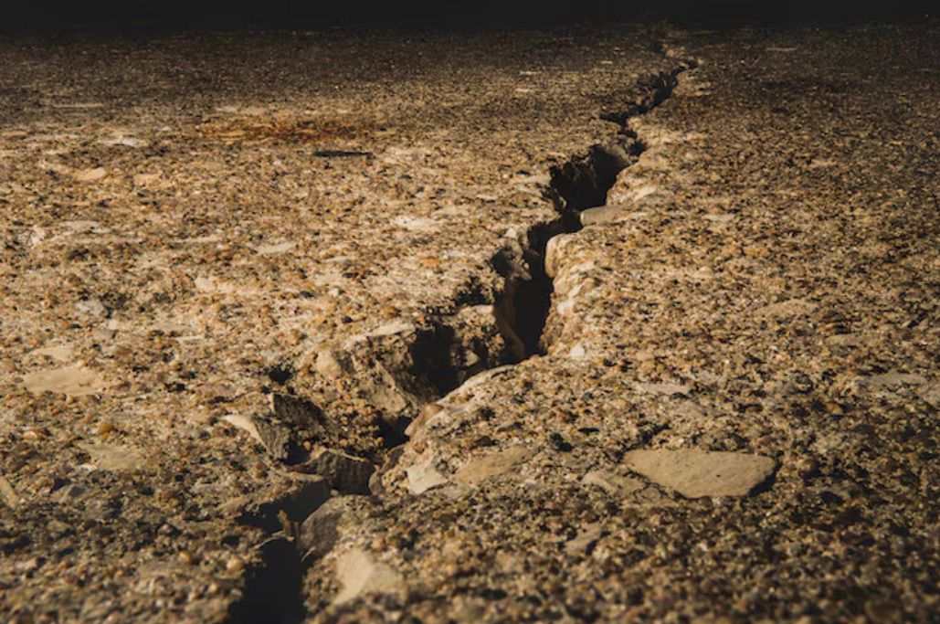 Gempa Megatrust Pacitan 6 Februari 2026 dikaitkan sejarah tsunami 1840. BMKG jelaskan potensi dan risikonya.
