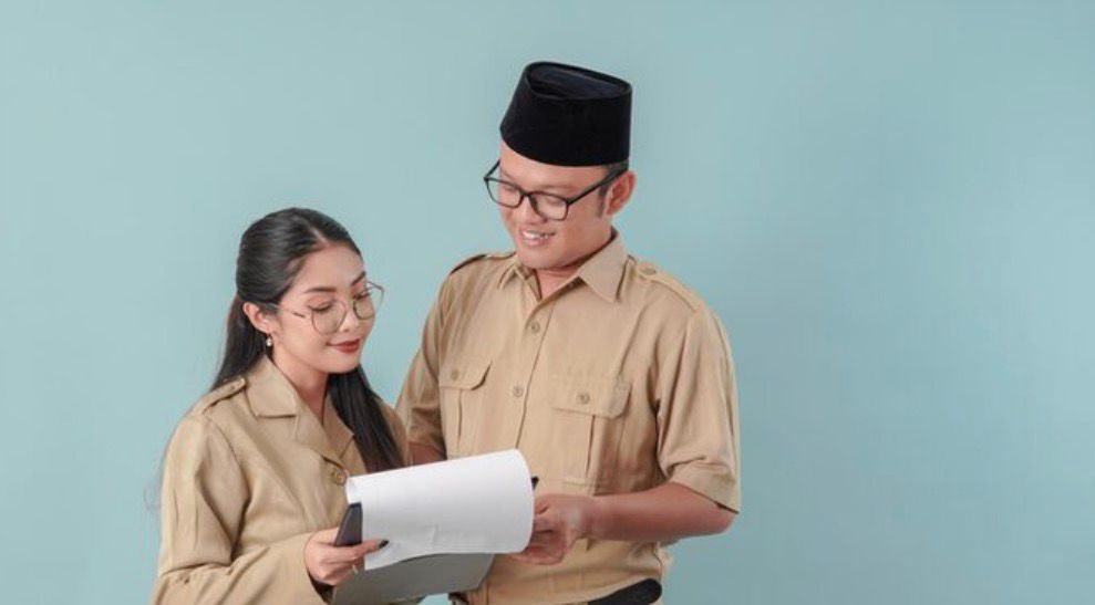 Gaji PPPK paruh waktu Rp350 ribu di Tulungagung bikin guru menangis di DPRD. DPRD janji bahas penyesuaian.