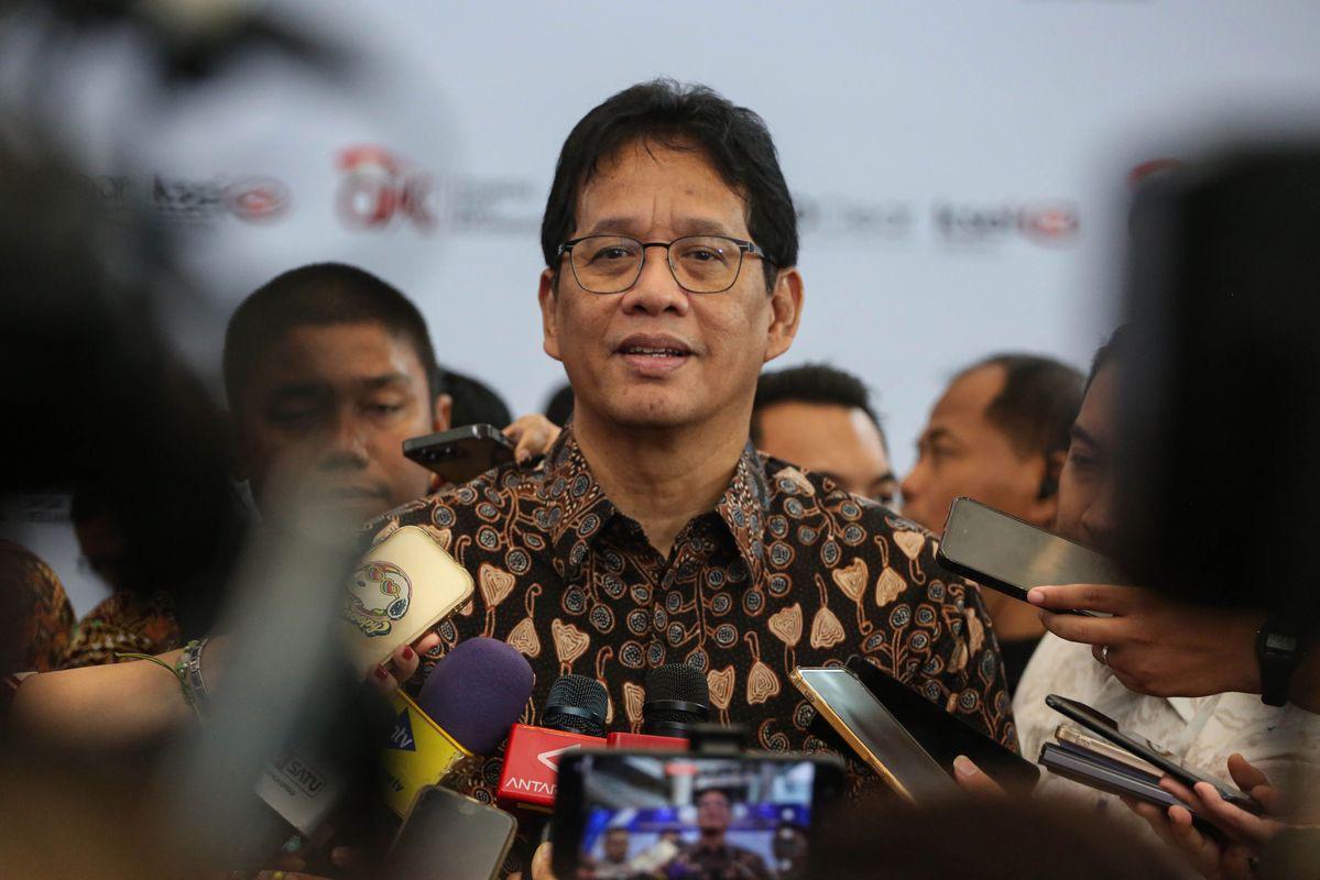 Menkeu Purbaya menilai ekonomi syariah belum digarap serius. Ia ajak pelaku usaha susun strategi nyata dan siap beri dukungan fiskal.