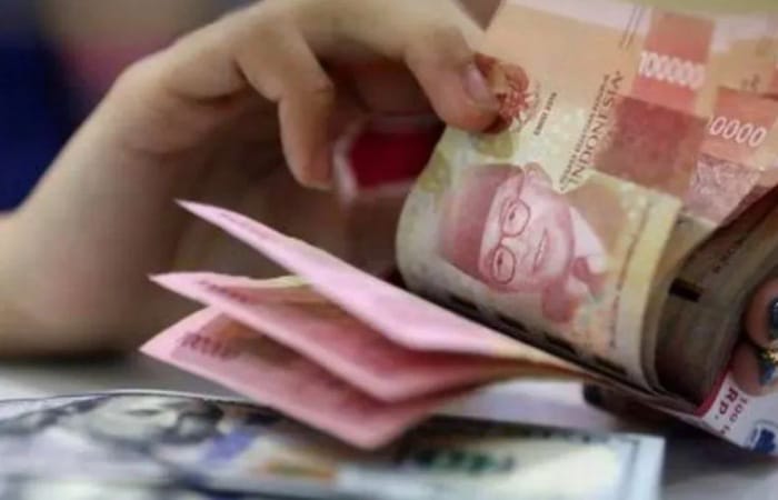 THR pensiunan 2026 masuk APBN. Simak fakta gaji 13, kenaikan pensiun, dan klarifikasi resmi soal isu pesangon.