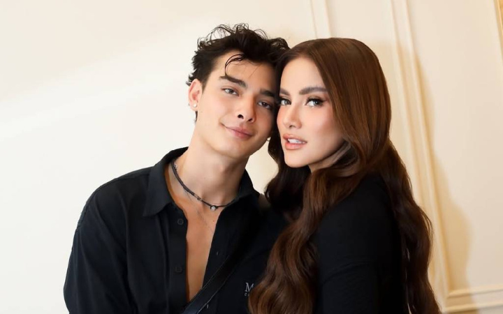 Ola Ramlan dan Tristan Molina jadi sorotan. Terpaut 25 tahun, pengakuan intim, pamer kemesraan, hingga fakta pertemuan dengan mantan suami.