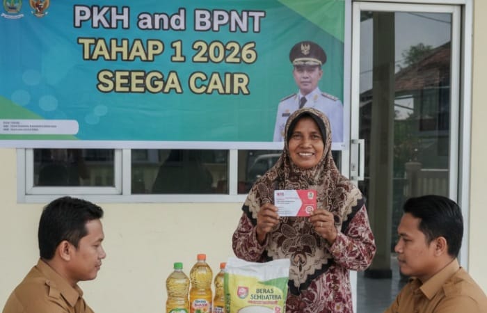 PKH dan BPNT tahap 1 2026 segera cair. Simak jadwal wilayah 1-3 serta 5 bansos yang siap masuk rekening KPM awal tahun.
