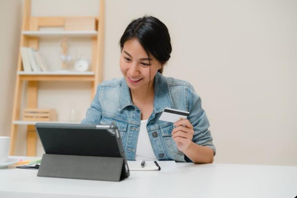 Cara memunculkan Dana Instan di DANA, lengkap dengan syarat akun premium dan update aplikasi terbaru.