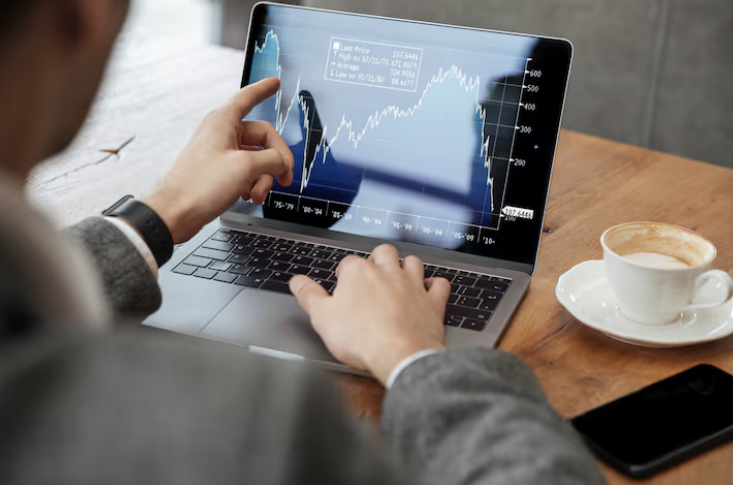 IHSG melemah, Top 5 IDX Channel kupas sentimen MSCI, koreksi saham emas, perombakan indeks BEI, hingga polemik Dirut GTSI.