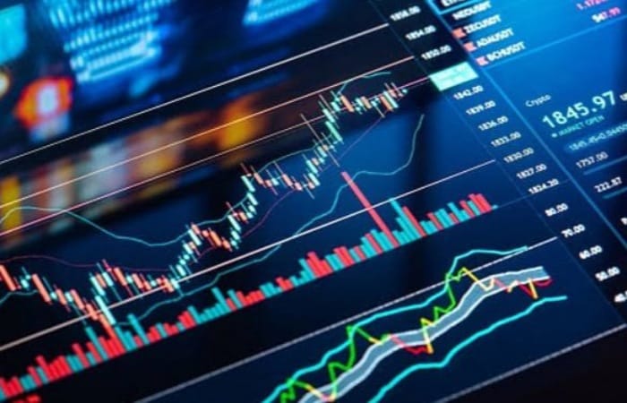 Ancaman MSCI Frontier bikin pasar goyah. Kartika Sutandi beberkan peluang selamat dan strategi saham serta emas.