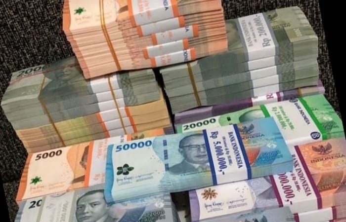 Cara tukar uang di Bank BRI terbaru 2026, lengkap dengan syarat, alur di teller, dan tips agar proses penukaran lancar.