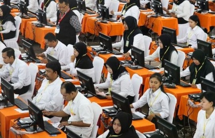 CPNS Kemenag 2026 diprediksi buka ribuan formasi. Simak bocoran jabatan favorit, syarat, dan tips lolos seleksi terbaru.