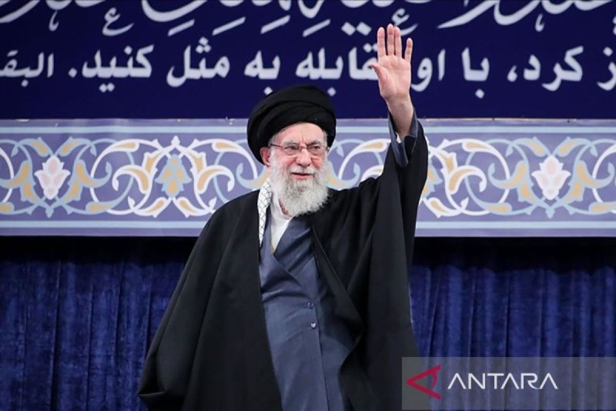 Kematian Ayatollah Ali Khamenei diklaim AS&ndash;Israel. (Sumber: Antara News)