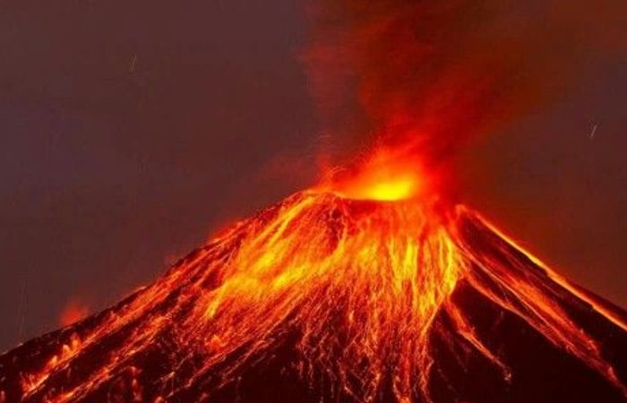 Ramalan bencana 2026 disebut &ldquo;disaster&rdquo;, dari gempa Jawa hingga krisis politik. Fakta atau sekadar prediksi?
