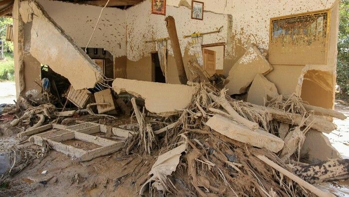 BMKG mengungkap 13 segmen megathrust di Indonesia yang berpotensi memicu gempa besar hingga tsunami. Beberapa zona sudah ratusan tahun tidak aktif.(Pinterest)