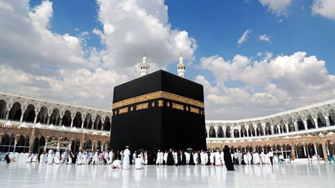 Kankemenhaj Tulungagung memastikan bahwa hingga saat ini proses pemberangkatan jemaah umrah atau haji masih berjalan sesuai rencana.(pinterest.com/wasufrehan)